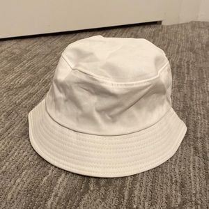 White bucket hat